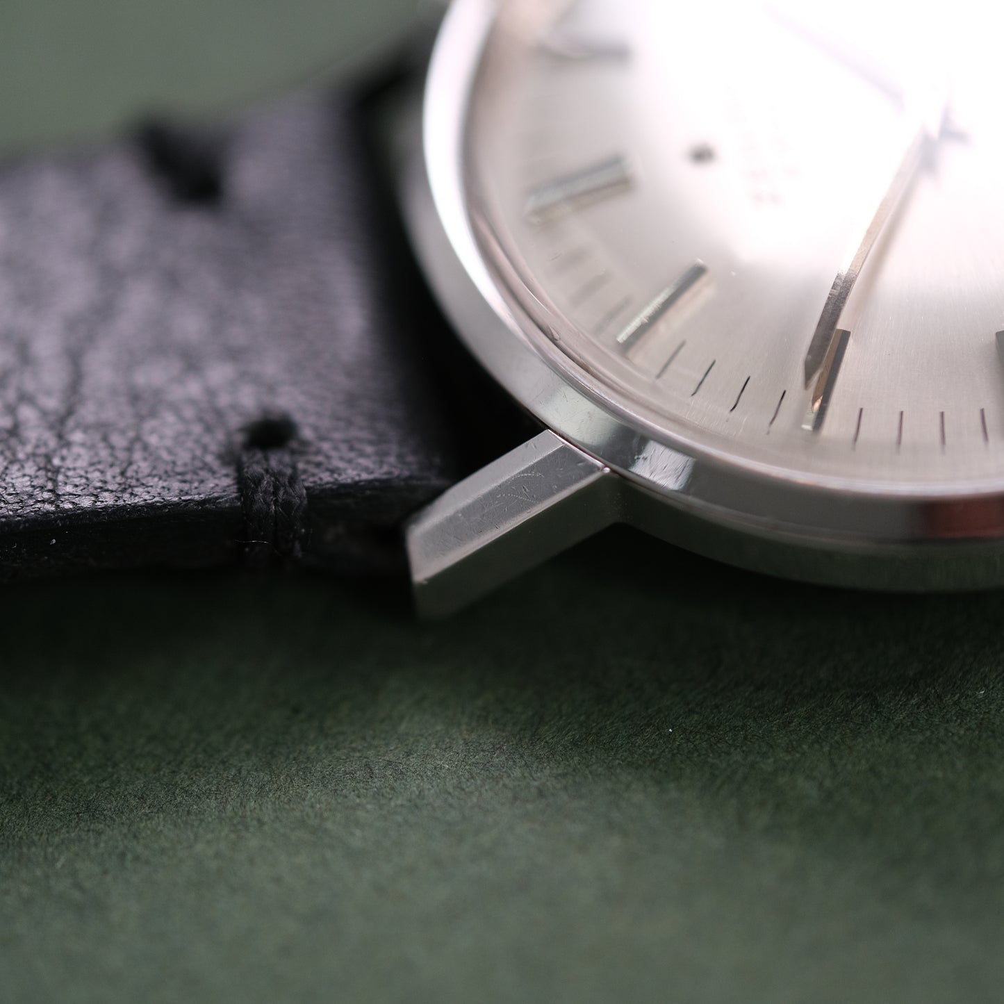 Zenith 2300 Manual Wind Dress Watch