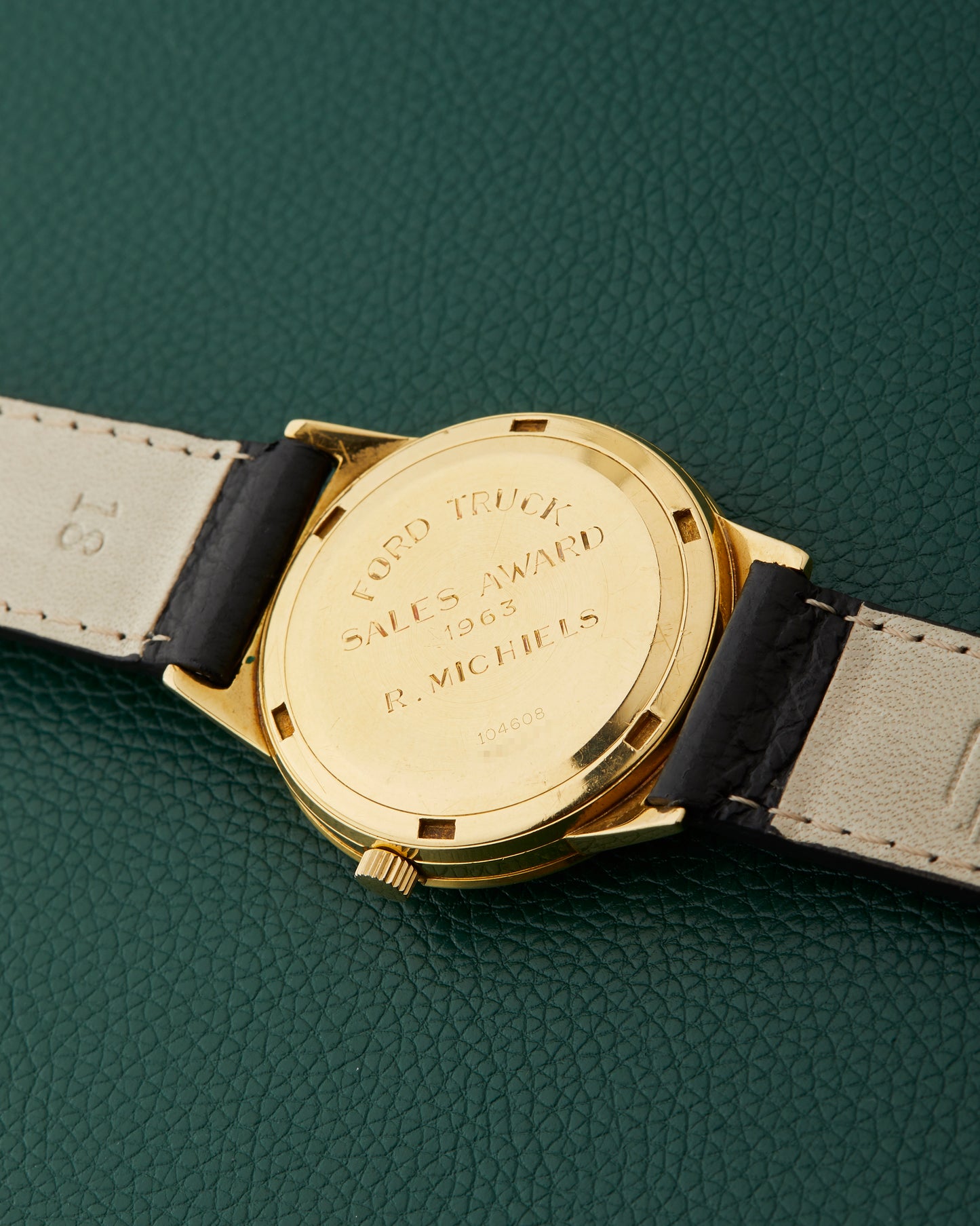 Universal Geneve Polerouter Ref. 104608 Duray Double Signed Yellow Gold 18K