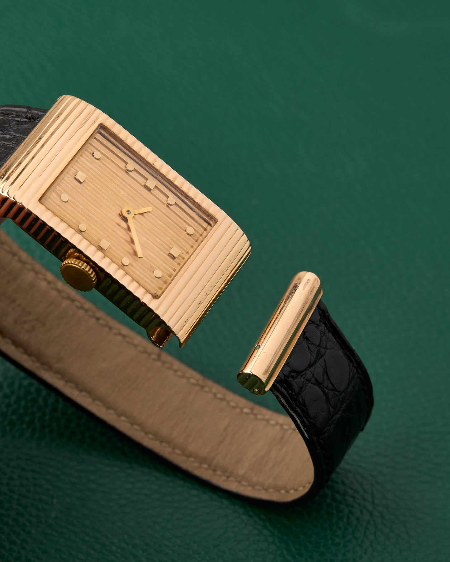 Boucheron Reflet Ref. BT90B 247 Yellow Gold 18K Ribbed Case Design