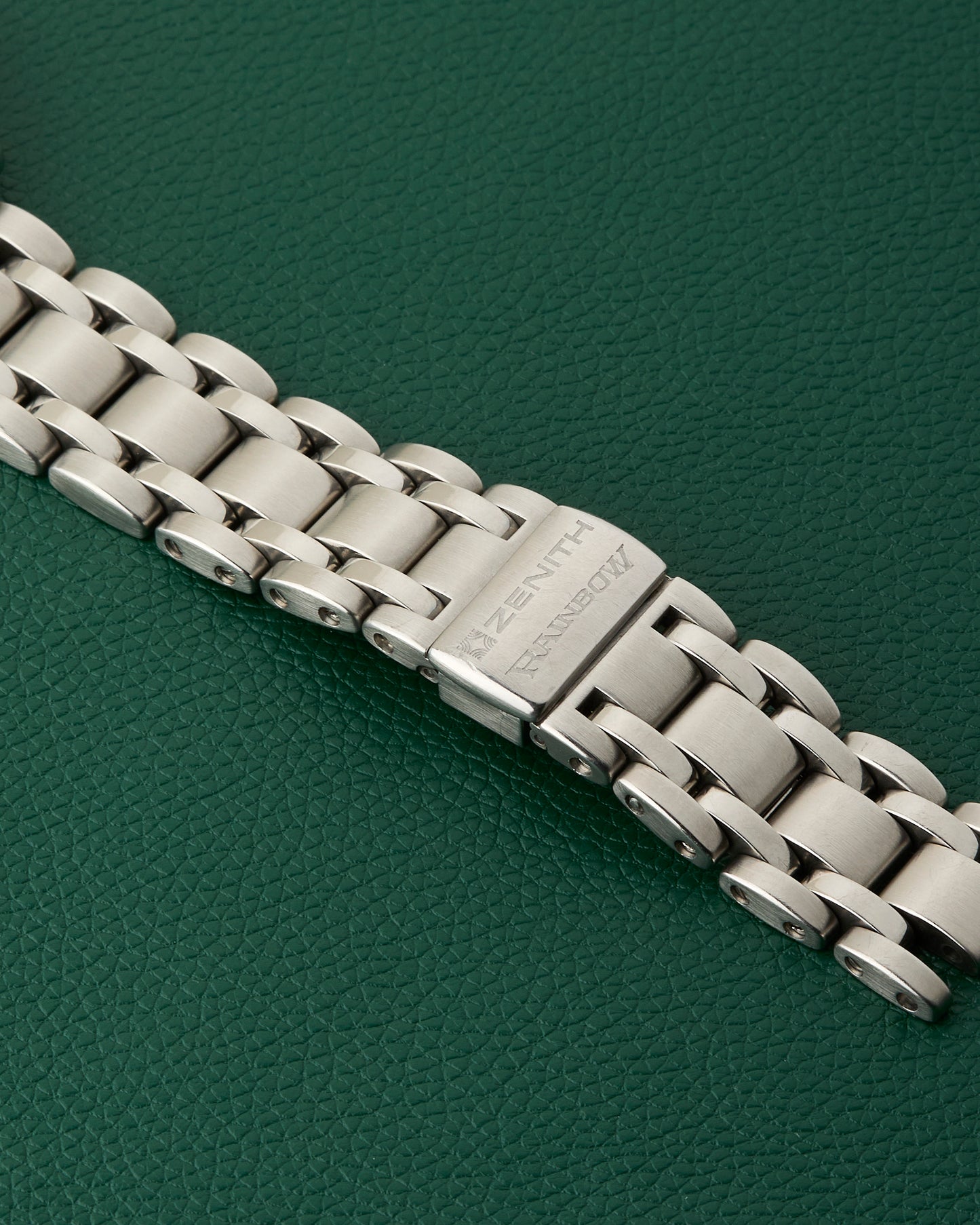 Zenith Rainbow Ref. 02.0370.462 Automatic Neo Vintage Diver