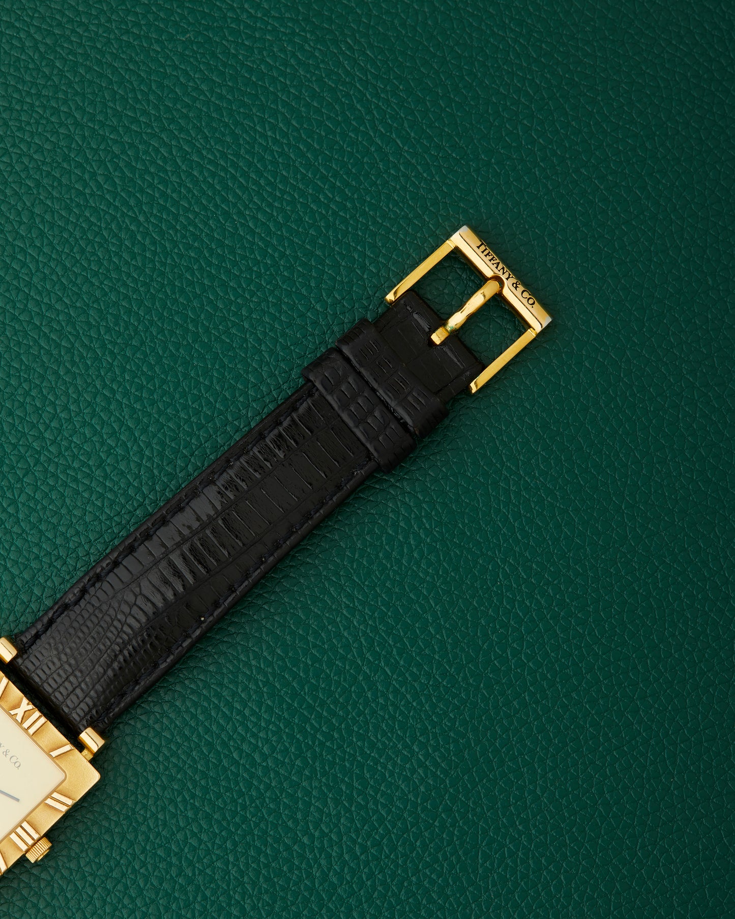 Tiffany & Co. Atlas Ref. L3630 Square 18k Yellow Gold With Box