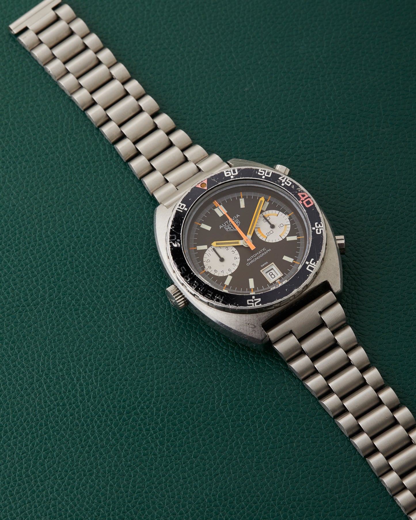 Heuer Autavia 11630 P Decompression Bezel Vintage Chocolate Dial