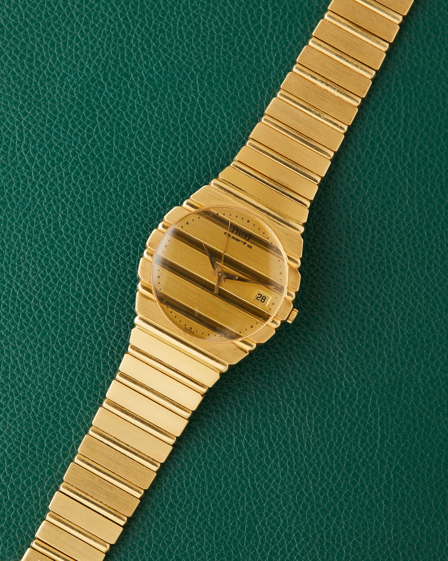 Piaget Polo Date 15661 C701 Round Jumbo 18K Gold