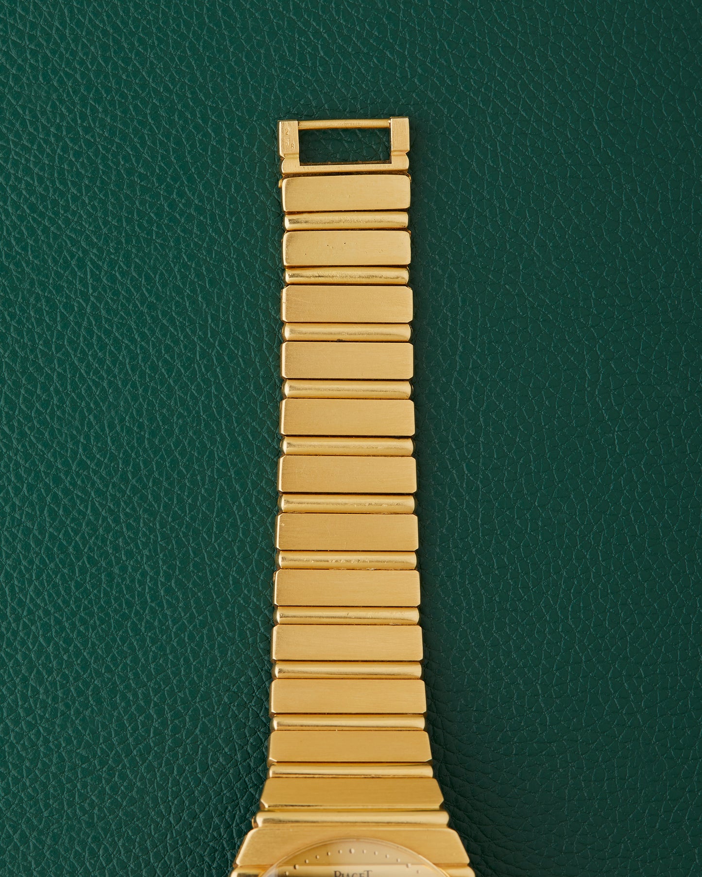 Piaget Polo Date 15661 C701 Round Jumbo 18K Gold