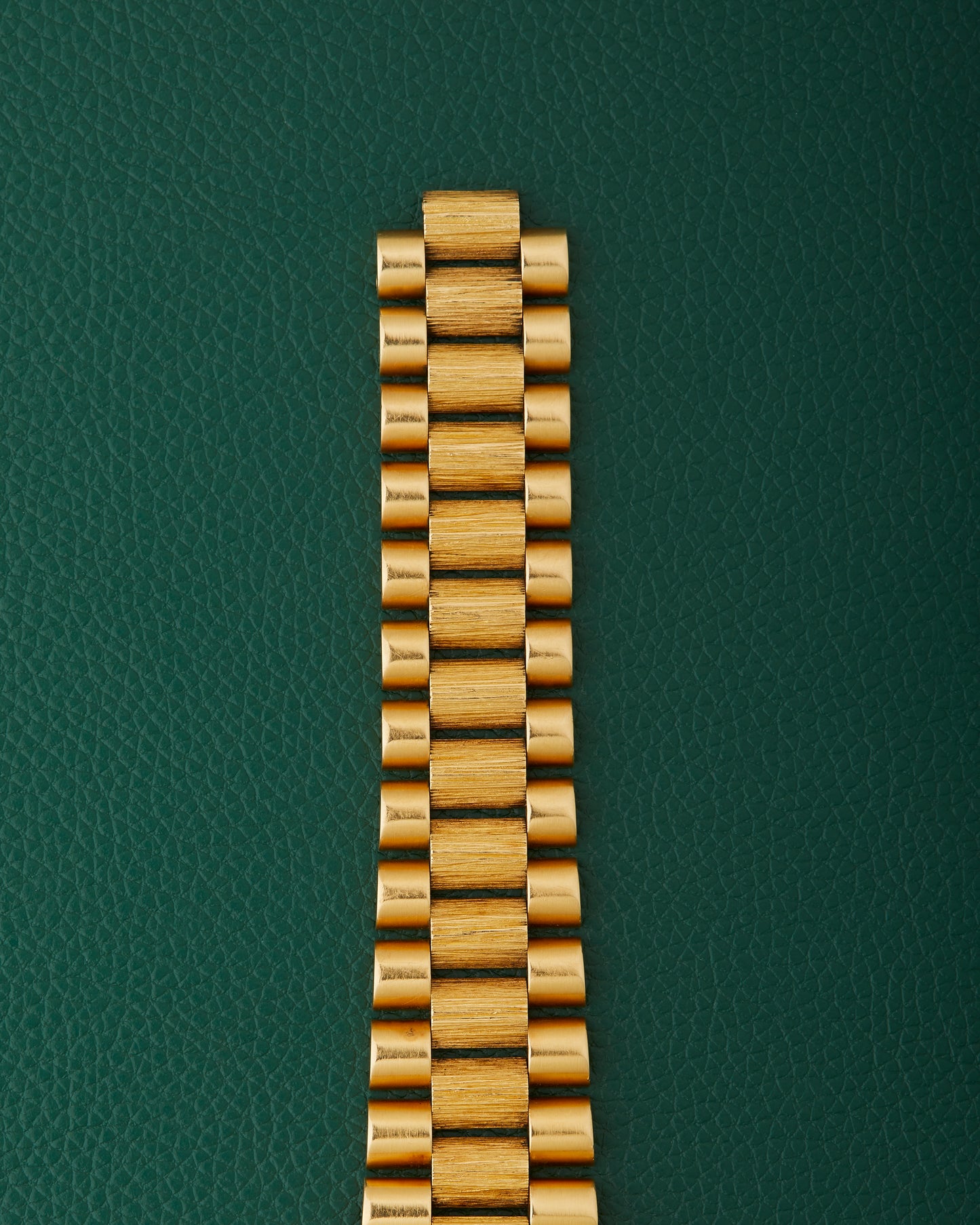 Rolex Day-Date 18078 Bark 18k Yellow Gold Bracelet Blue Dial 1985