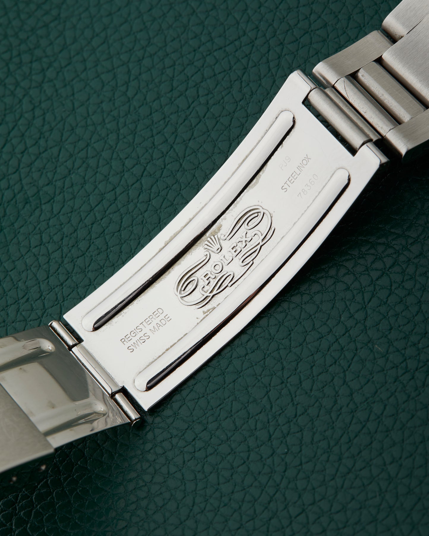 Rolex Explorer II 16570 X Serial 1991 Oyster Bracelet Polar White Dial