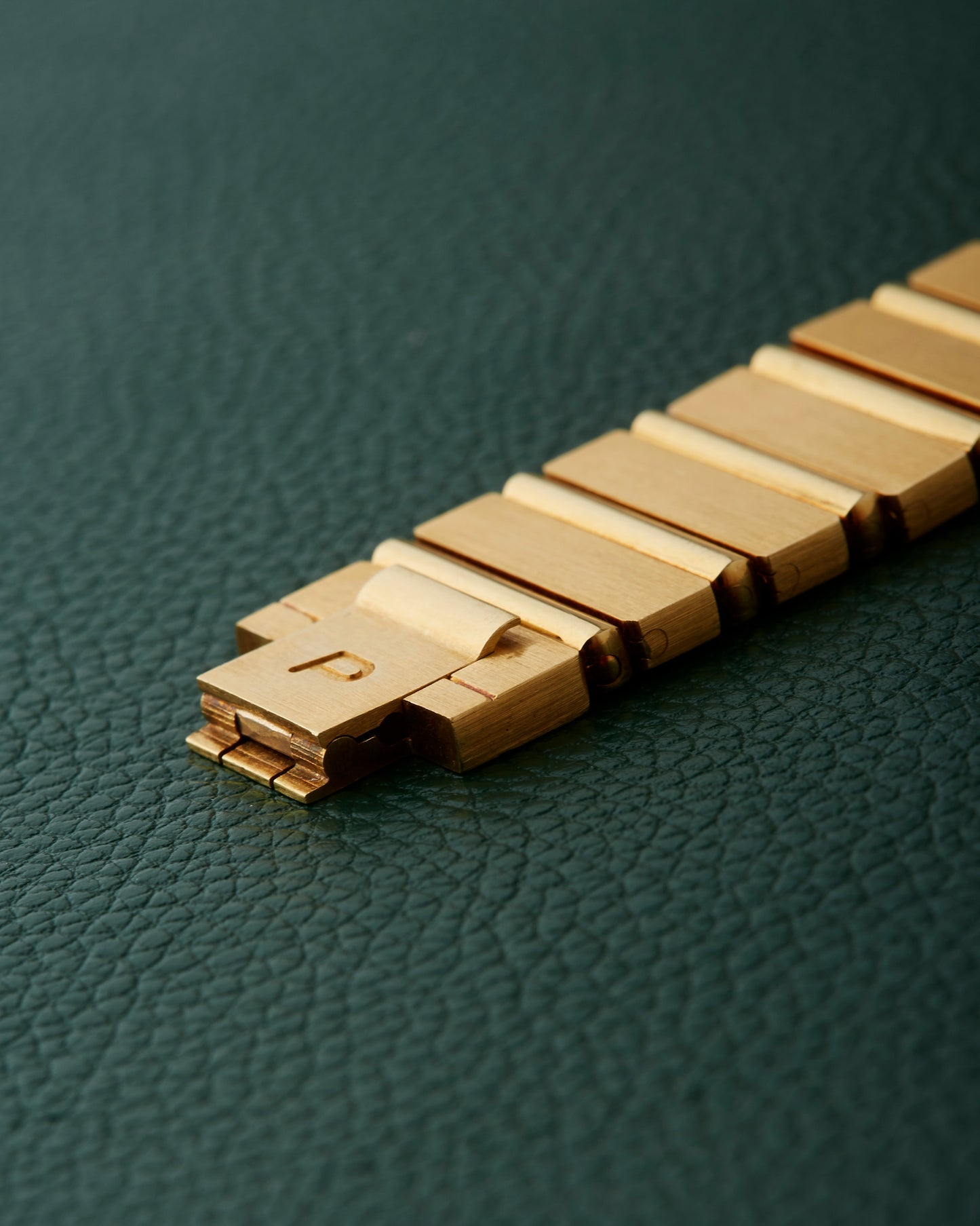 Piaget Polo 8131 C701 Square 18k Gold Integrated Bracelet Watch