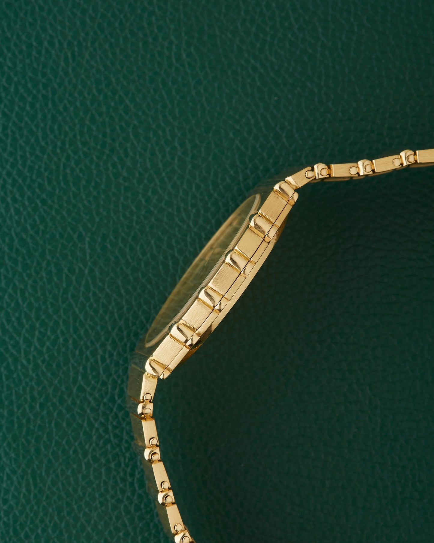 Piaget Polo 7661 C 701 Round Jumbo 18K Gold
