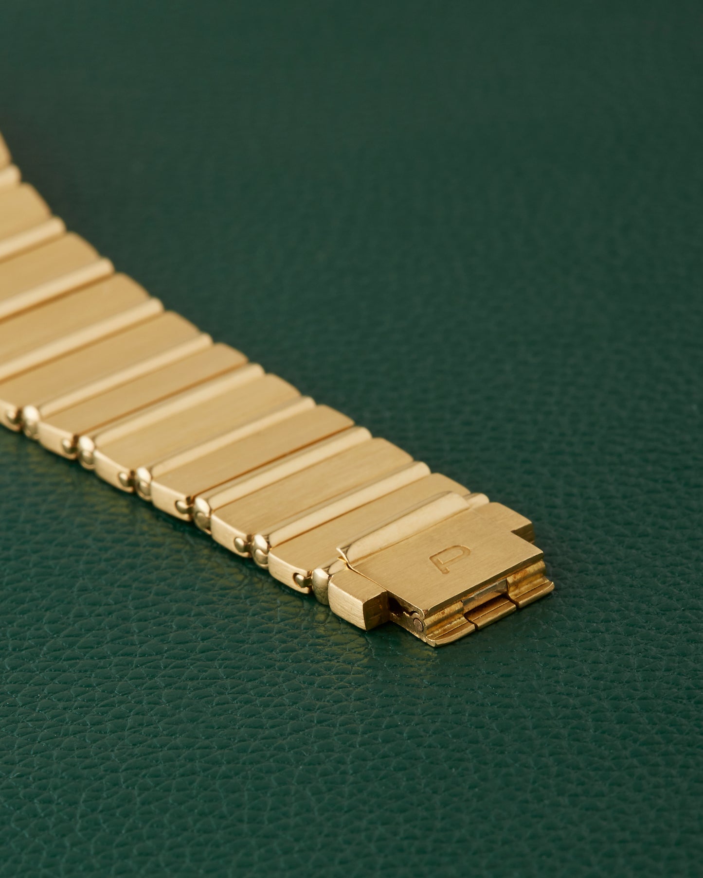 Piaget Polo 7661 C 701 Round Jumbo 18K Gold