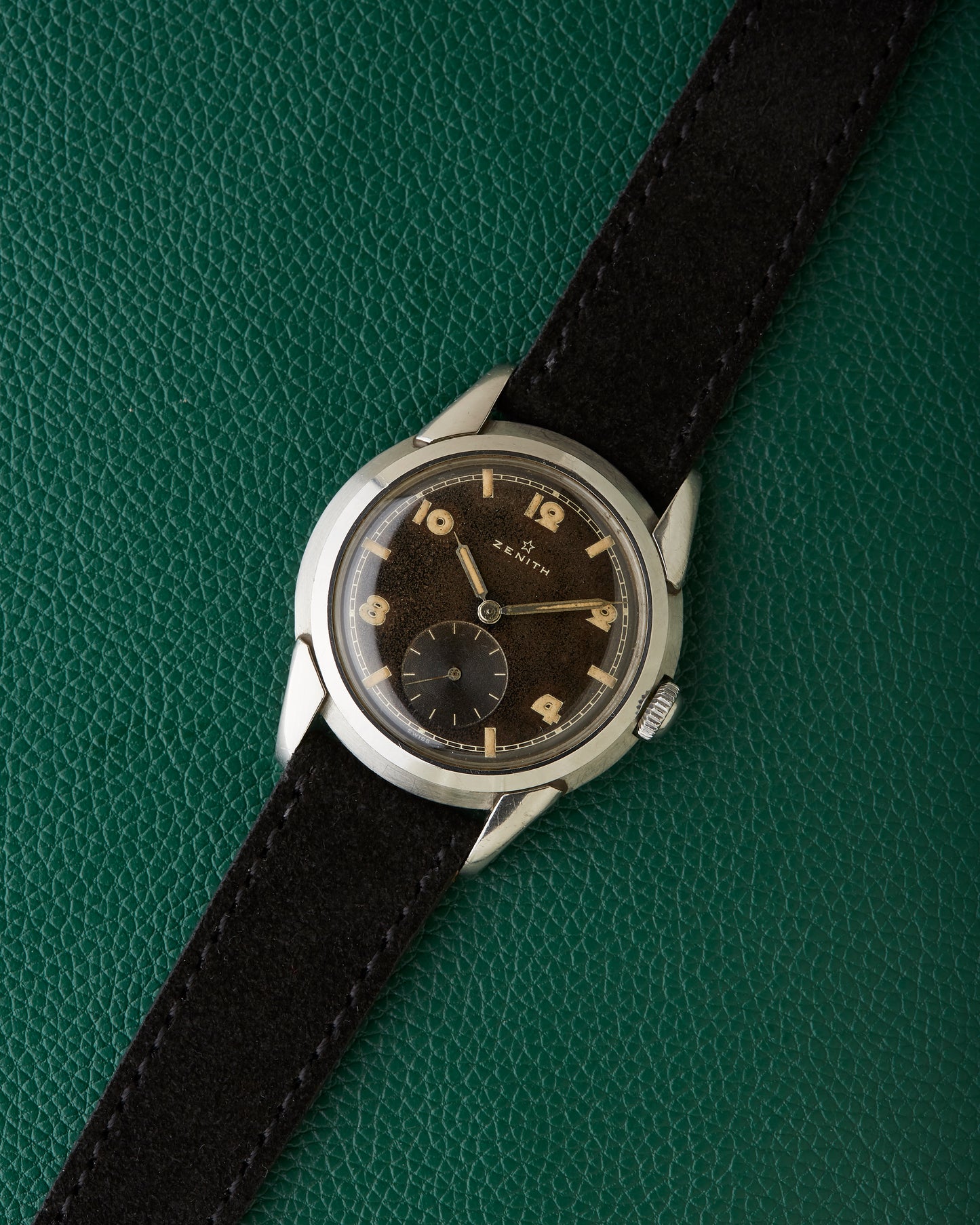 Zenith Dark Chocolate Tropical Dial 1945 Vintage Manual Winding Cal.106 P-6