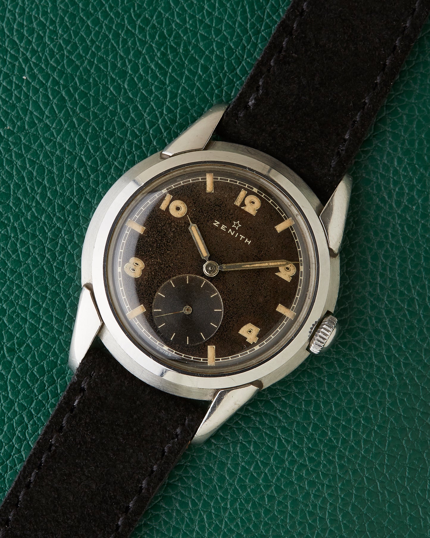 Zenith Dark Chocolate Tropical Dial 1945 Vintage Manual Winding Cal.106 P-6