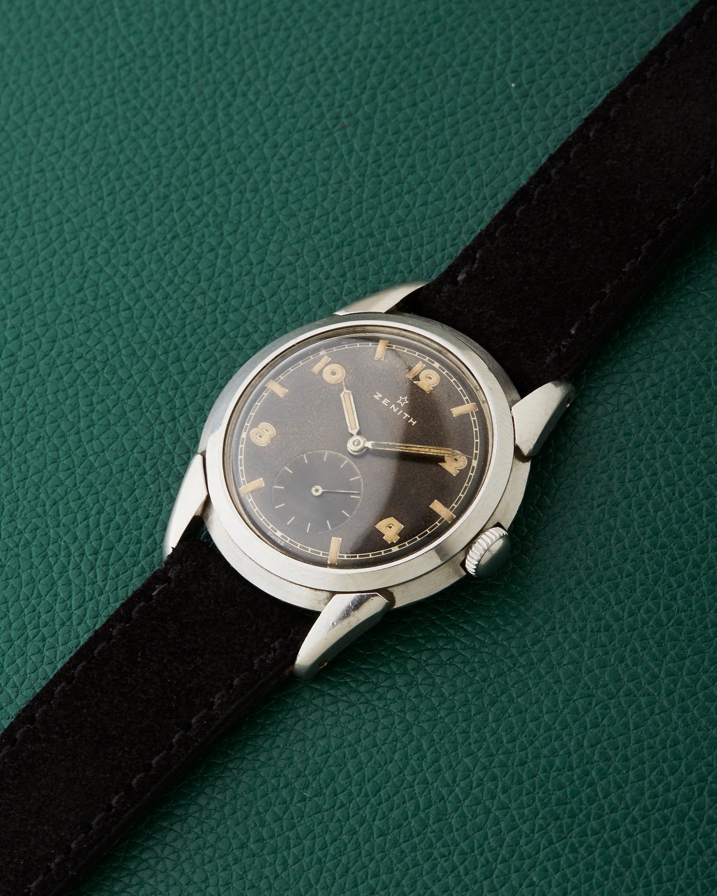 Zenith Dark Chocolate Tropical Dial 1945 Vintage Manual Winding Cal.106 P-6