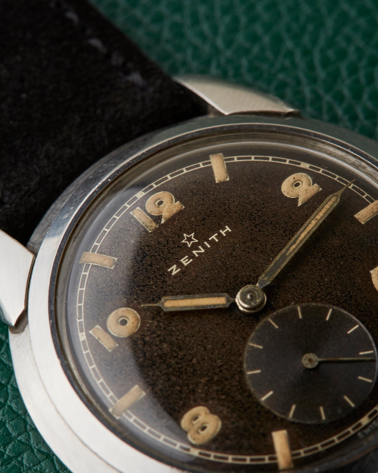 Zenith Dark Chocolate Tropical Dial 1945 Vintage Manual Winding Cal.106 P-6