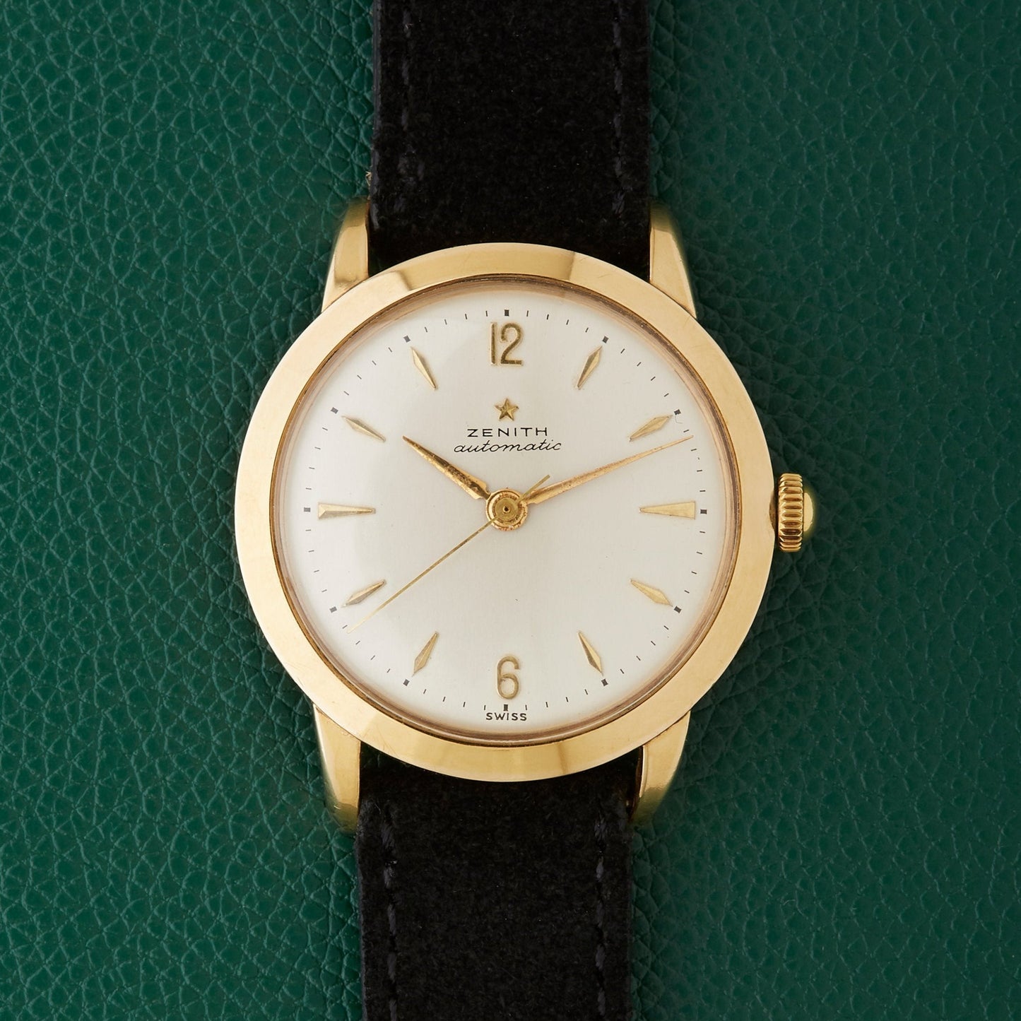 Zenith Vintage Watch Huguenin Freres Case 133.8 Bumper