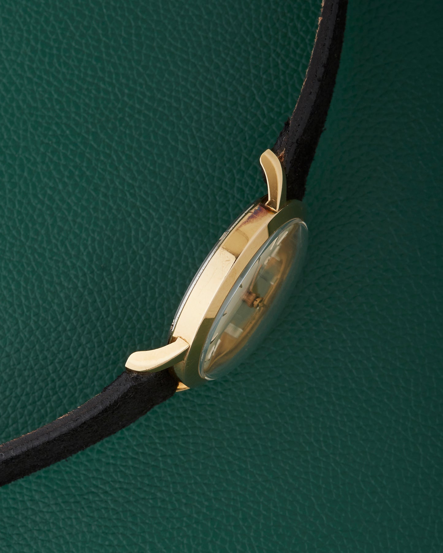 Zenith Vintage Watch Huguenin Freres Case 133.8 Bumper