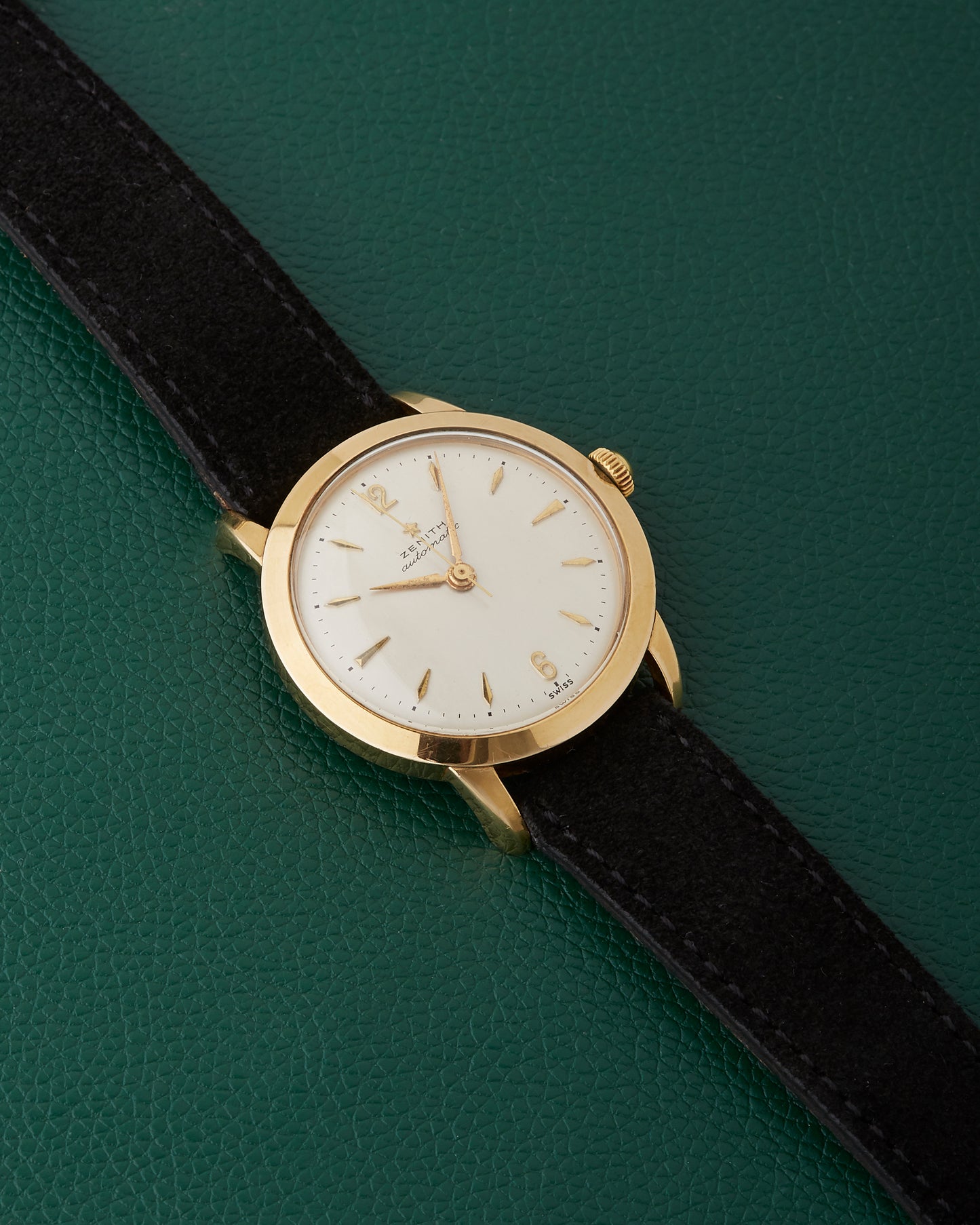 Zenith Vintage Watch Huguenin Freres Case 133.8 Bumper
