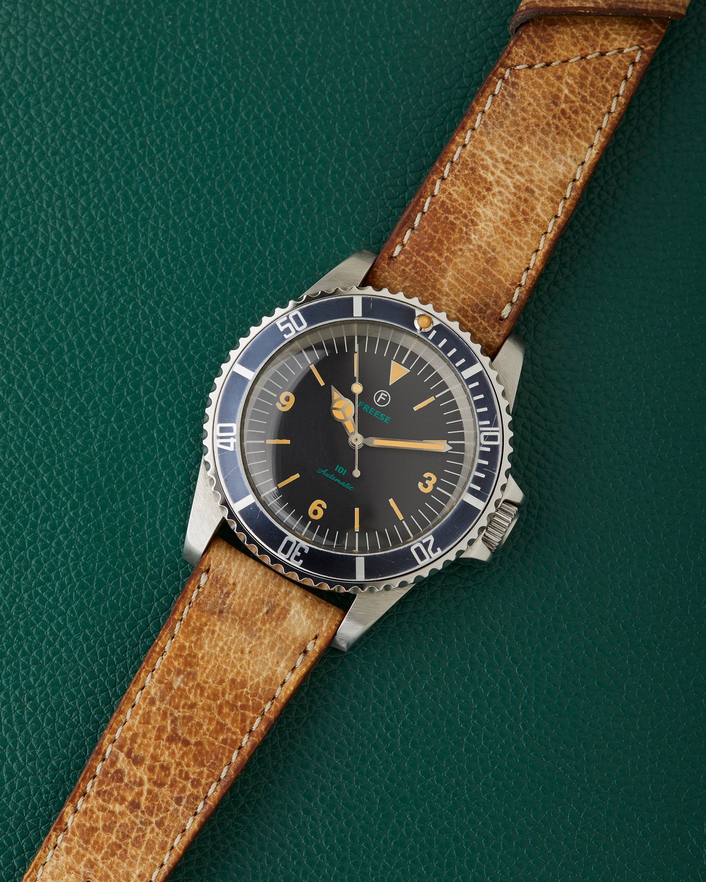 Freese 101 Explorer Dial Faded Bezel Automatic Simon Freese Watch