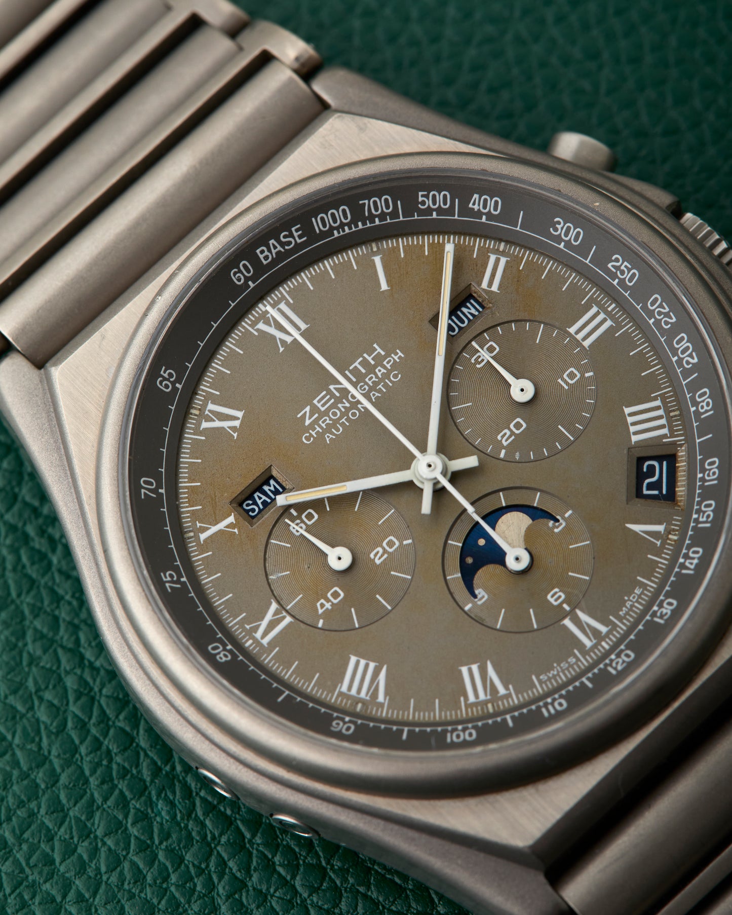 Zenith Port Royal Titanium 95.0105.418 Grey Dial Neo-Vintage Moonphase