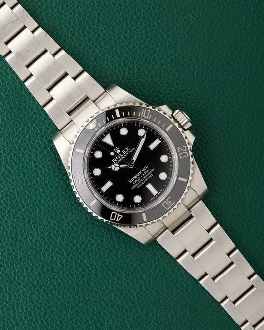 Rolex Ref.114060 Submariner No Date Oyster Full Set Box Papers 2020