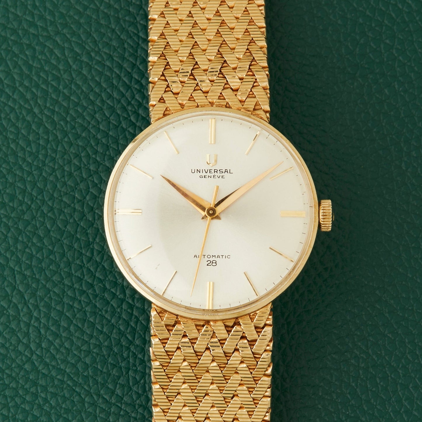 Universal Geneve 14k Yellow Gold Integrated Bracelet Automatic 28