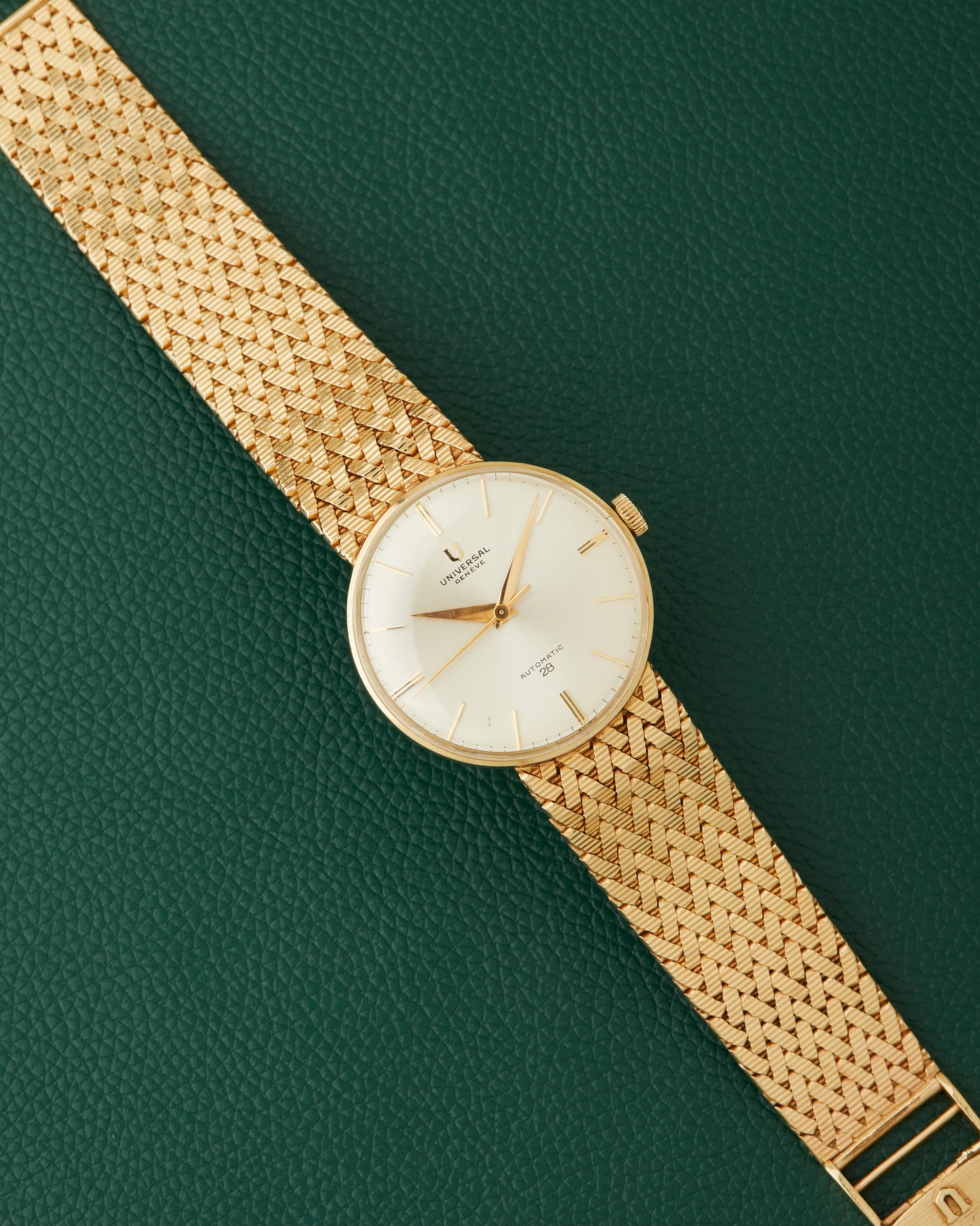 Universal Geneve 14k Yellow Gold Integrated Bracelet Automatic 28