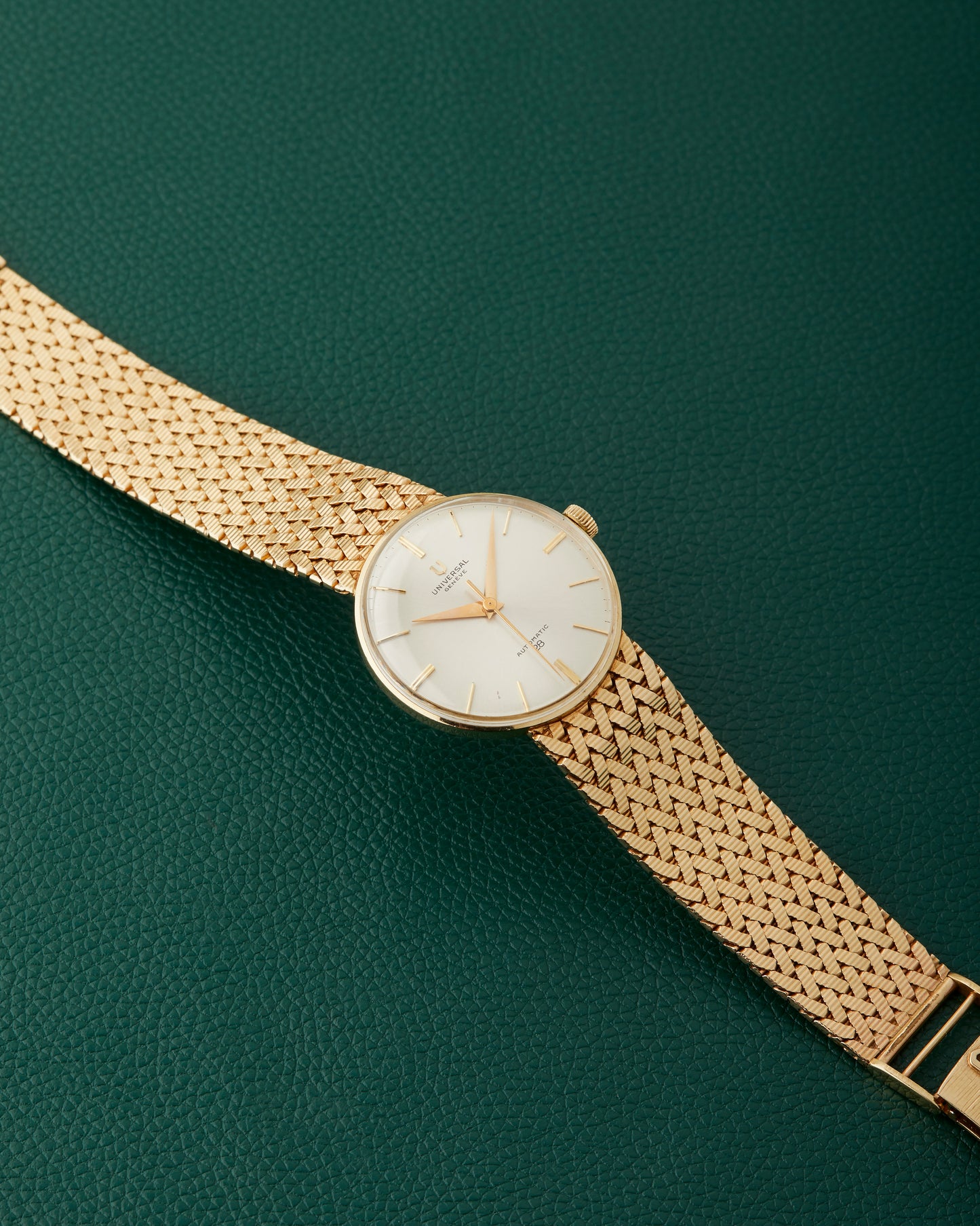 Universal Geneve 14k Yellow Gold Integrated Bracelet Automatic 28