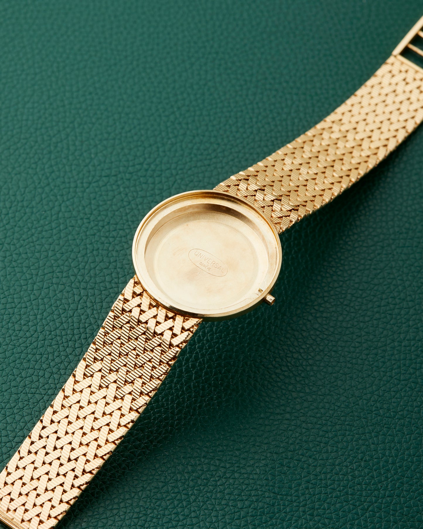 Universal Geneve 14k Yellow Gold Integrated Bracelet Automatic 28