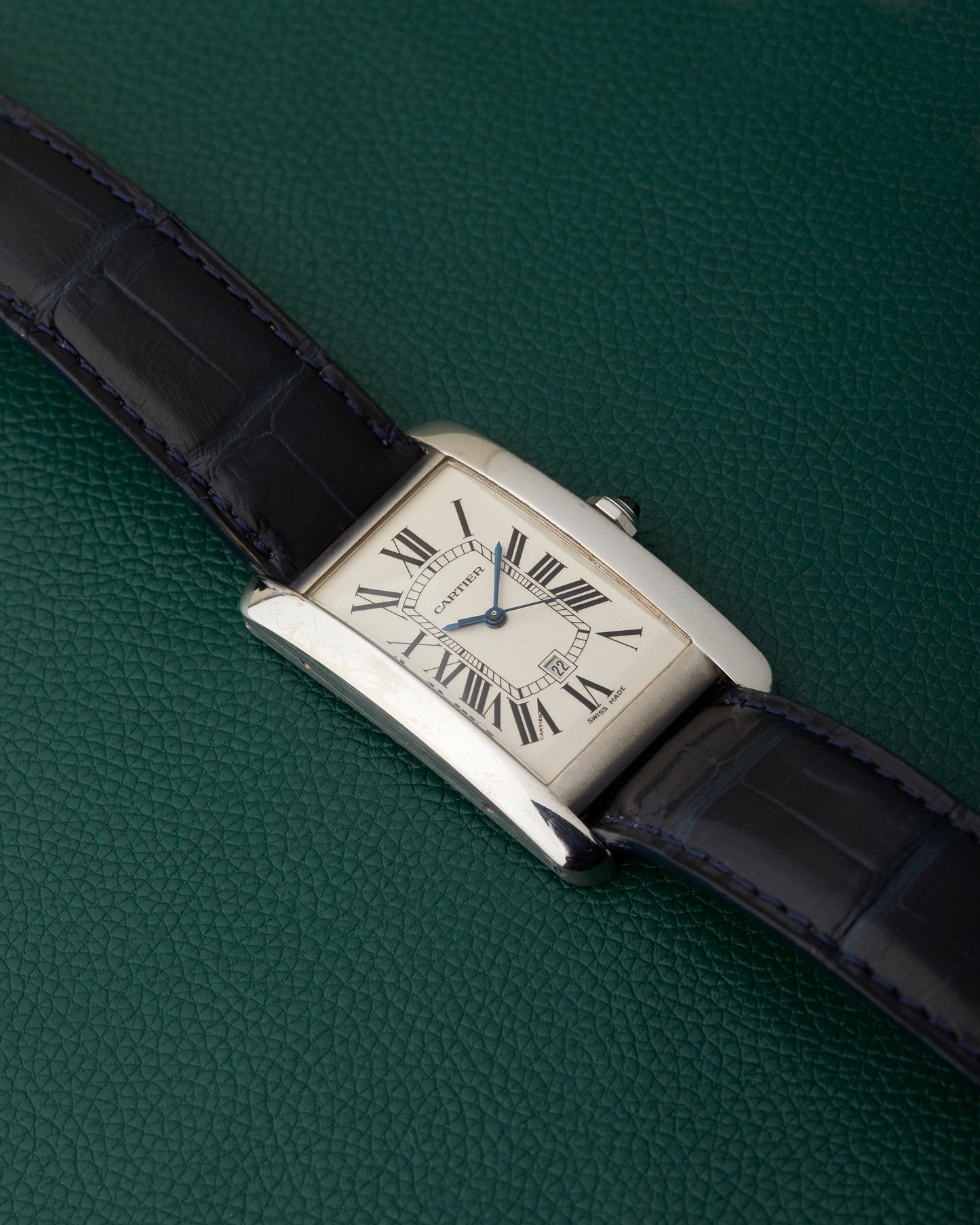Cartier Tank Americaine 1741 White Gold 18k Cartier Strap & Buckle