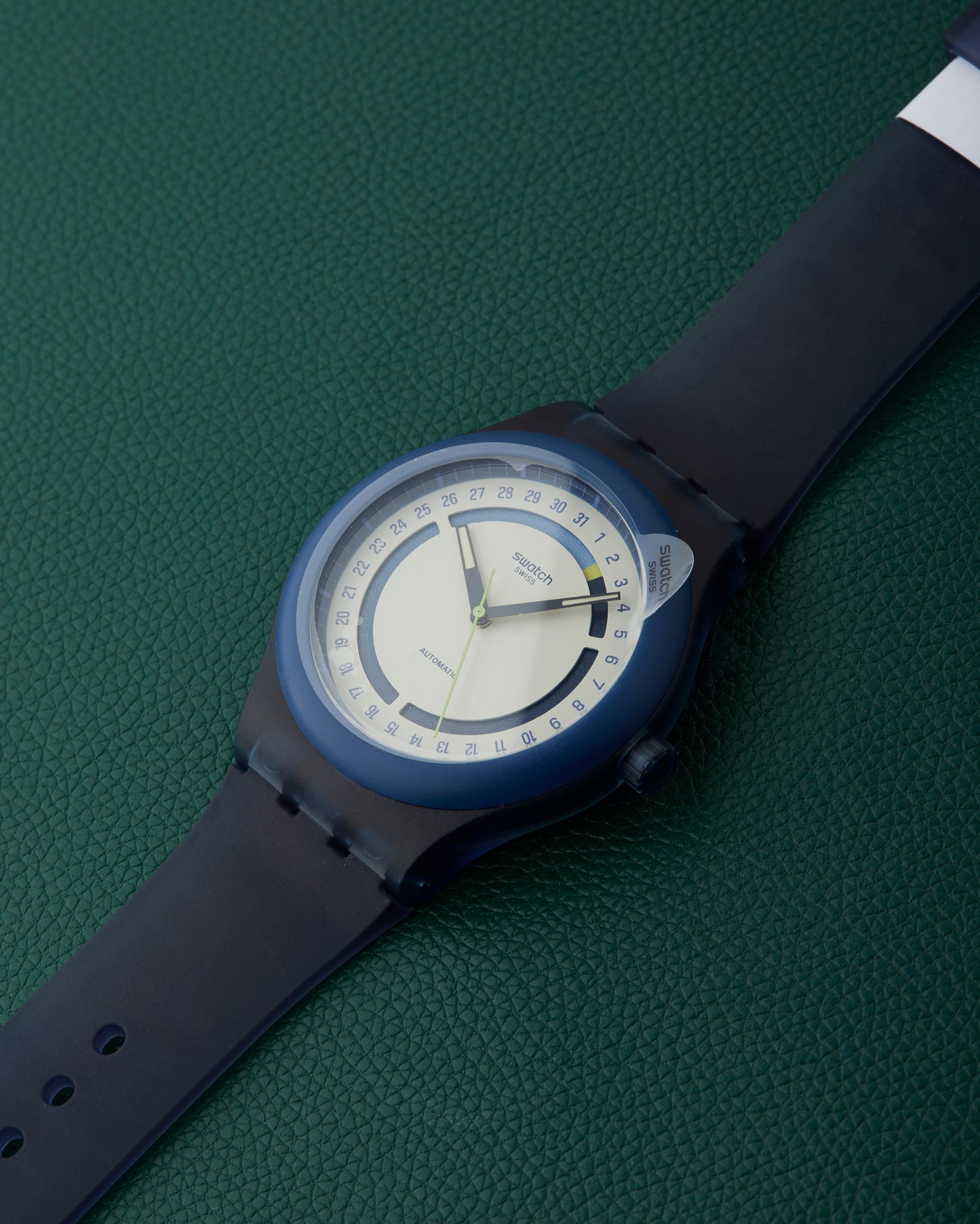 Swatch Hodinkee Sistem51 Stoplight Neon Remix Ref. SO30Z402