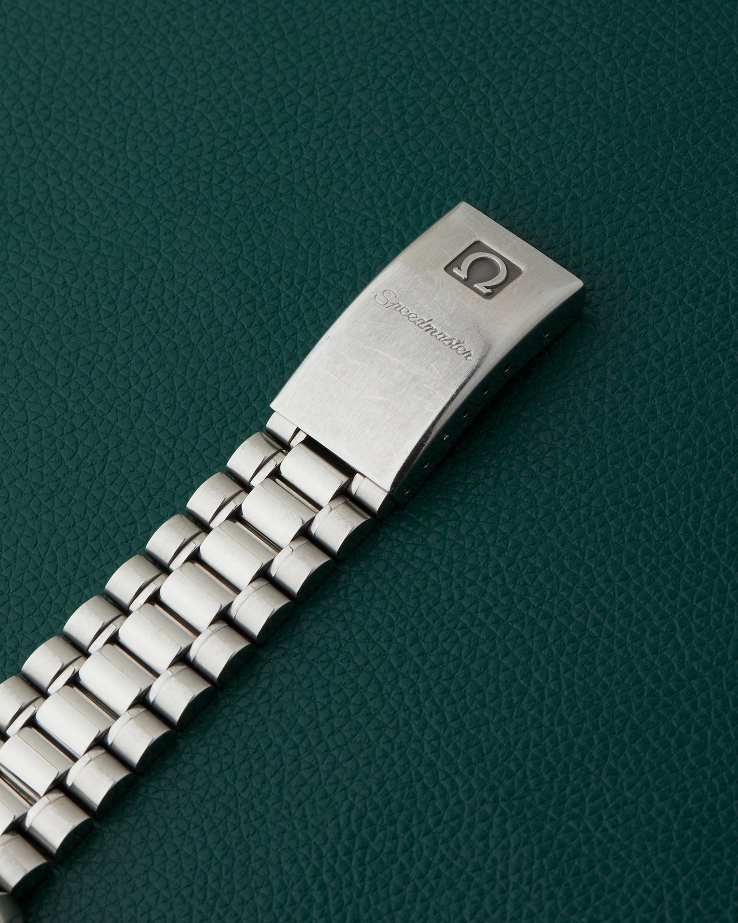 Omega Speedmaster 375.0054 Triple Calendar Bracelet & Box