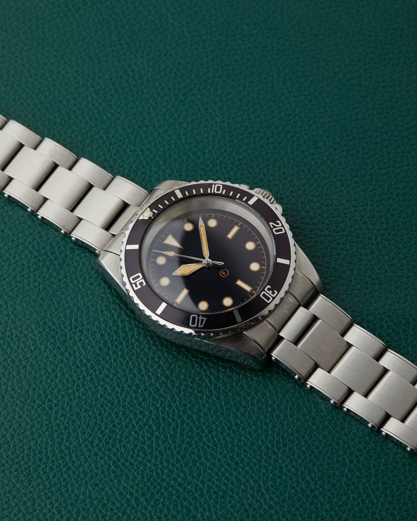 Freese 101 Gloss Black Dial Black Bezel Steel Bracelet Simon Freese Watch