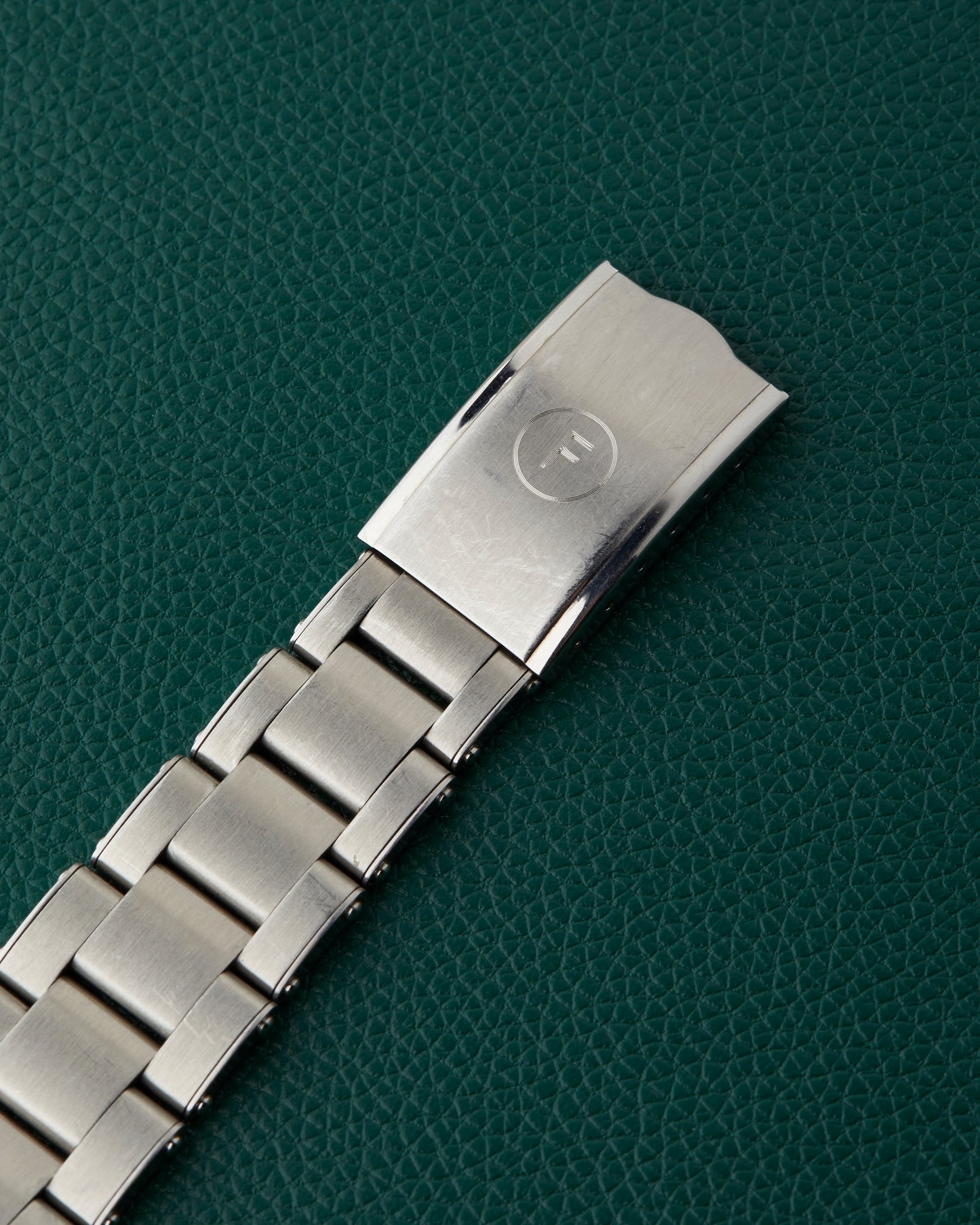 Freese 101 Gloss Black Dial Black Bezel Steel Bracelet Simon Freese Watch