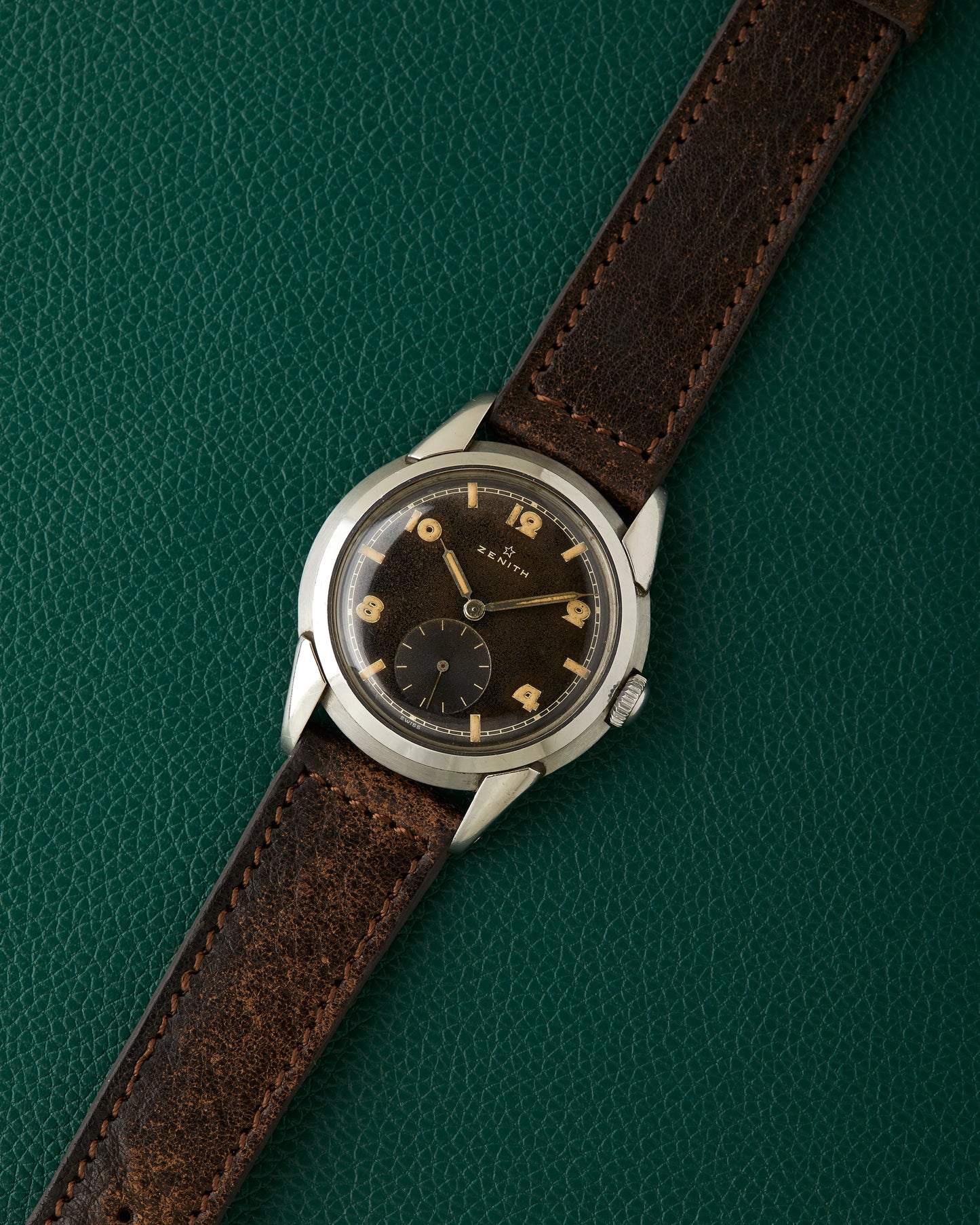 Zenith Chocolate Brown Tropical Dial 1945 Cal.106 P-6 Vintage Manual Winding