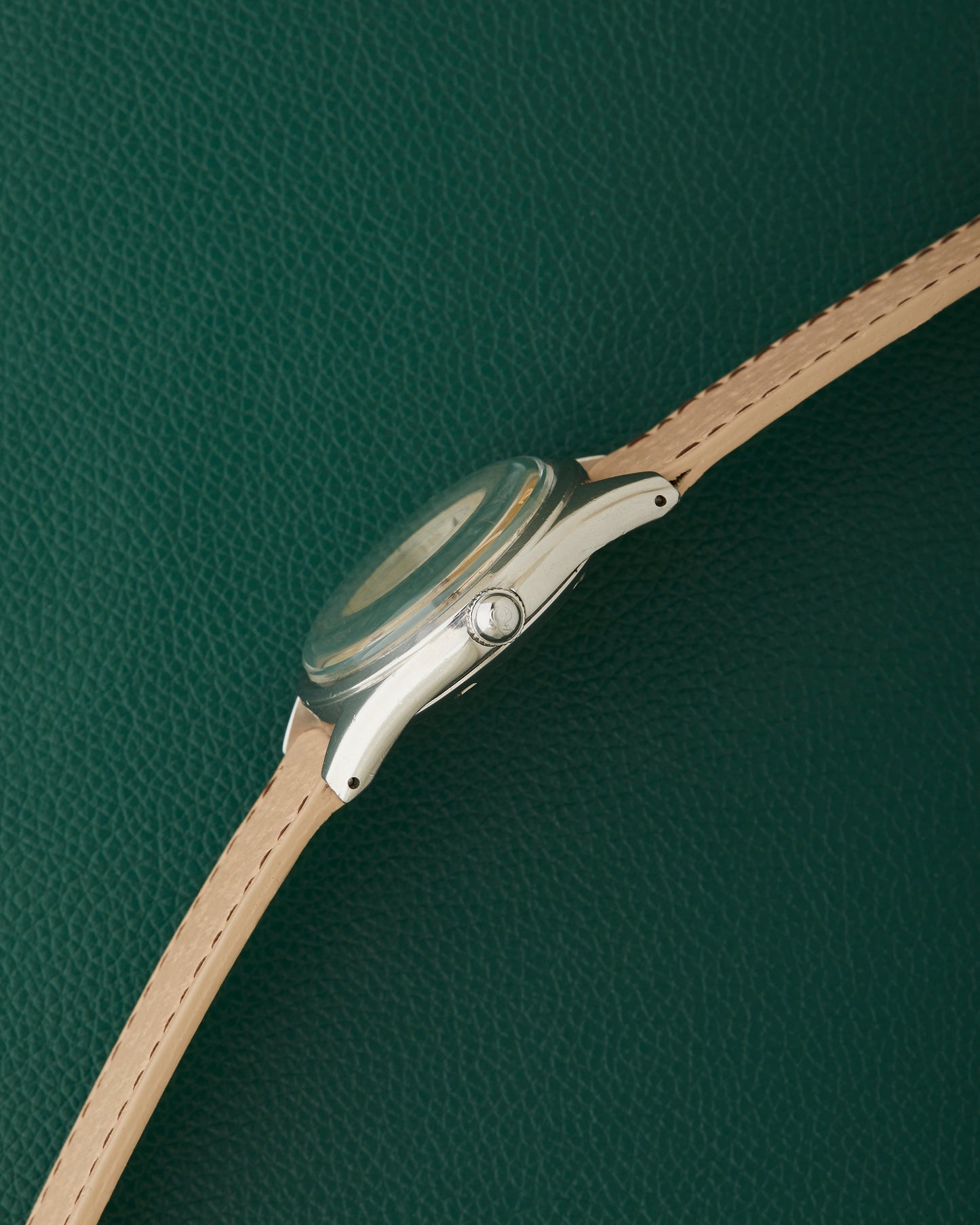 Omega 2536-10 Caramel Patina Dial Vintage Watch 1950