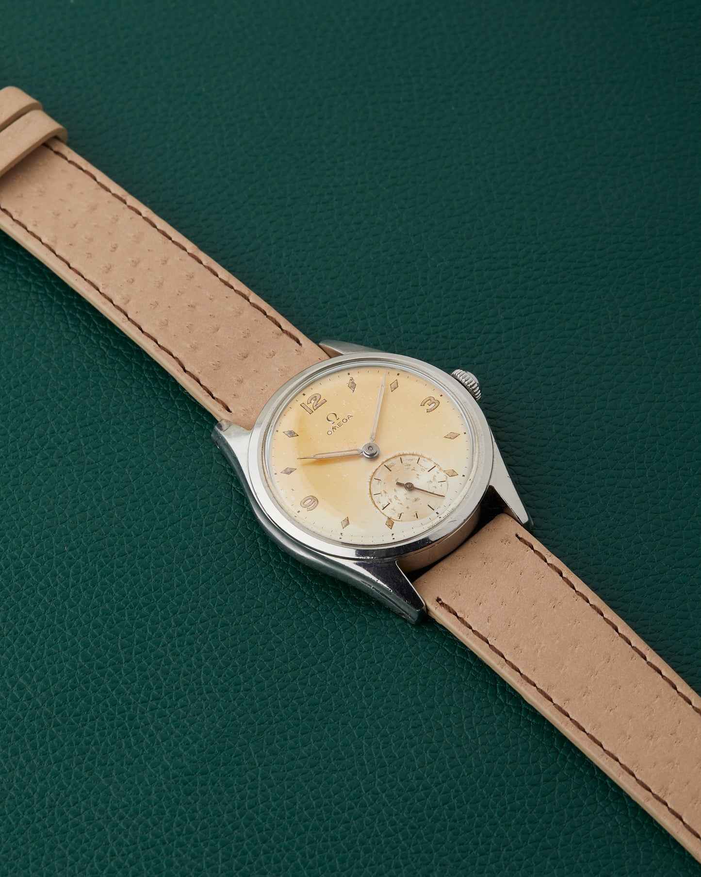 Omega 2536-10 Caramel Patina Dial Vintage Watch 1950