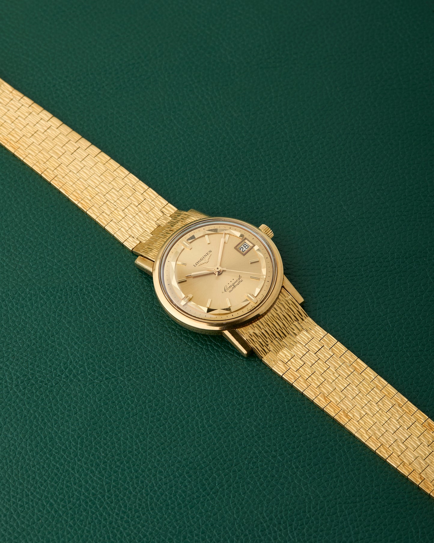 Longines Conquest Ref. 8258 Brick Bracelet 18K Gold