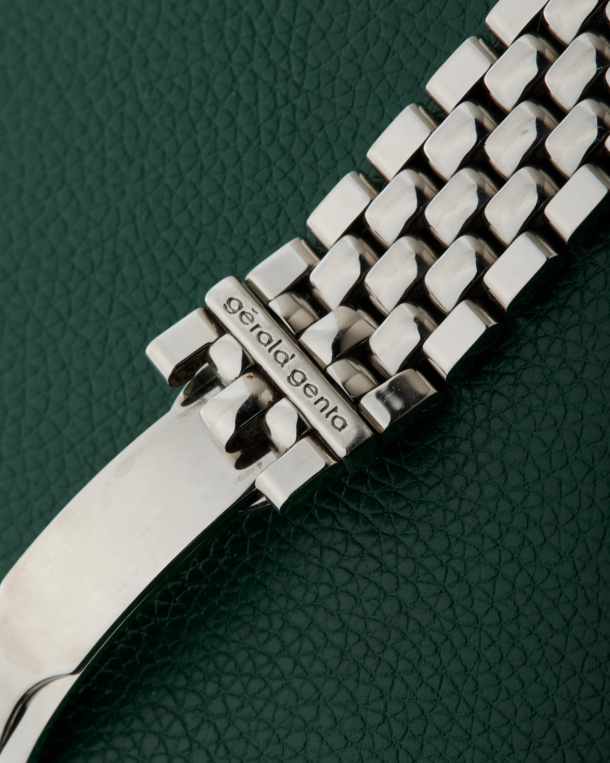 Gérald Genta Classic Retro Ref. G.3339.7 Signed Bracelet