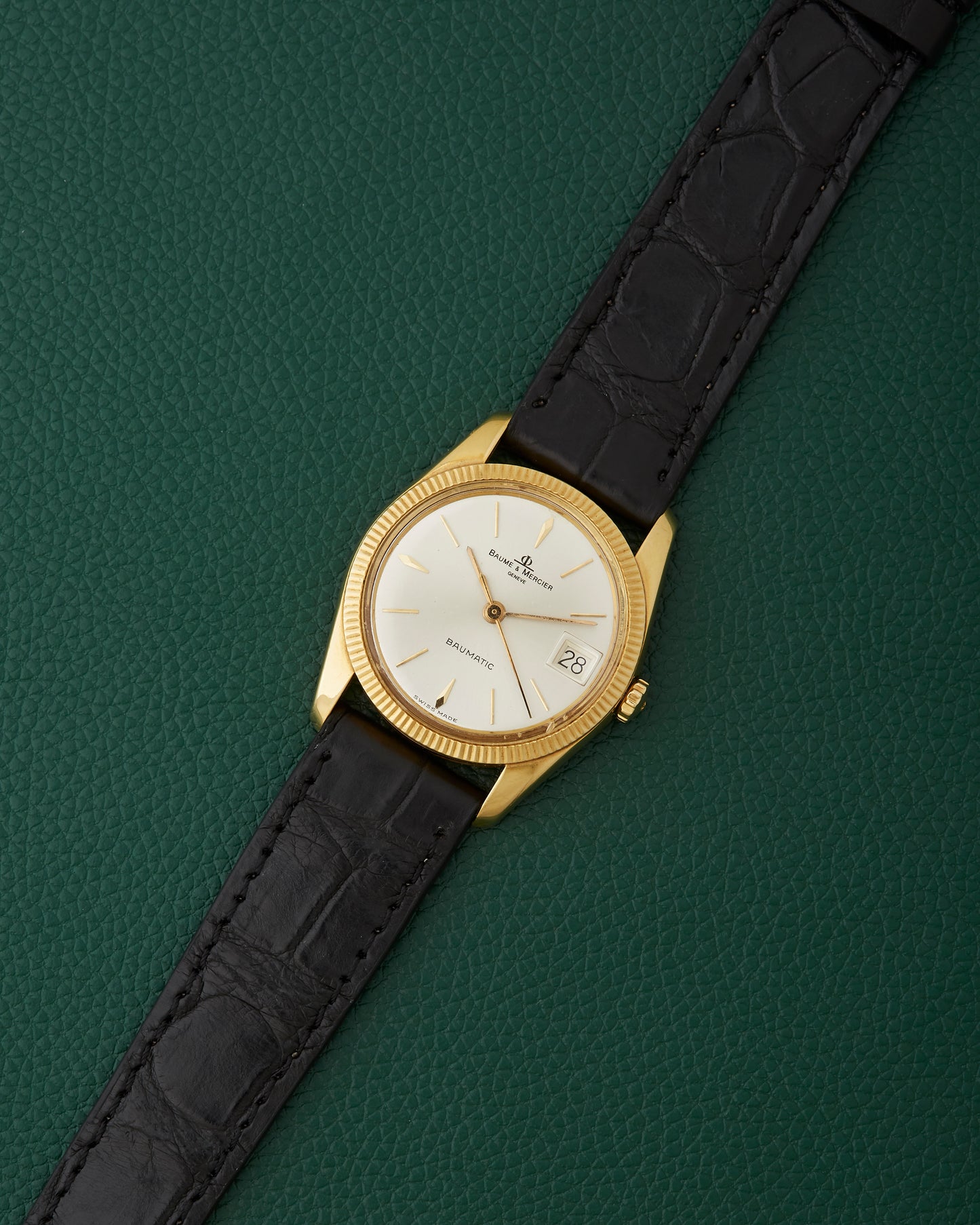 Baume & Mercier Geneve Baumatic 3194 Gold 18k Fluted Bezel Watch