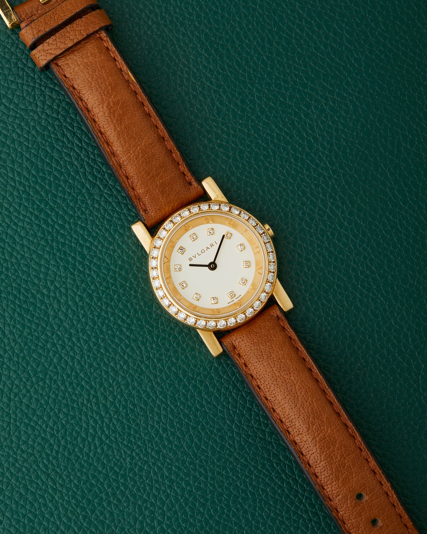 Bvlgari Bulgari Ref. AT 26 GL Diamond Bezel 18k Yellow Gold & 18k Buckle
