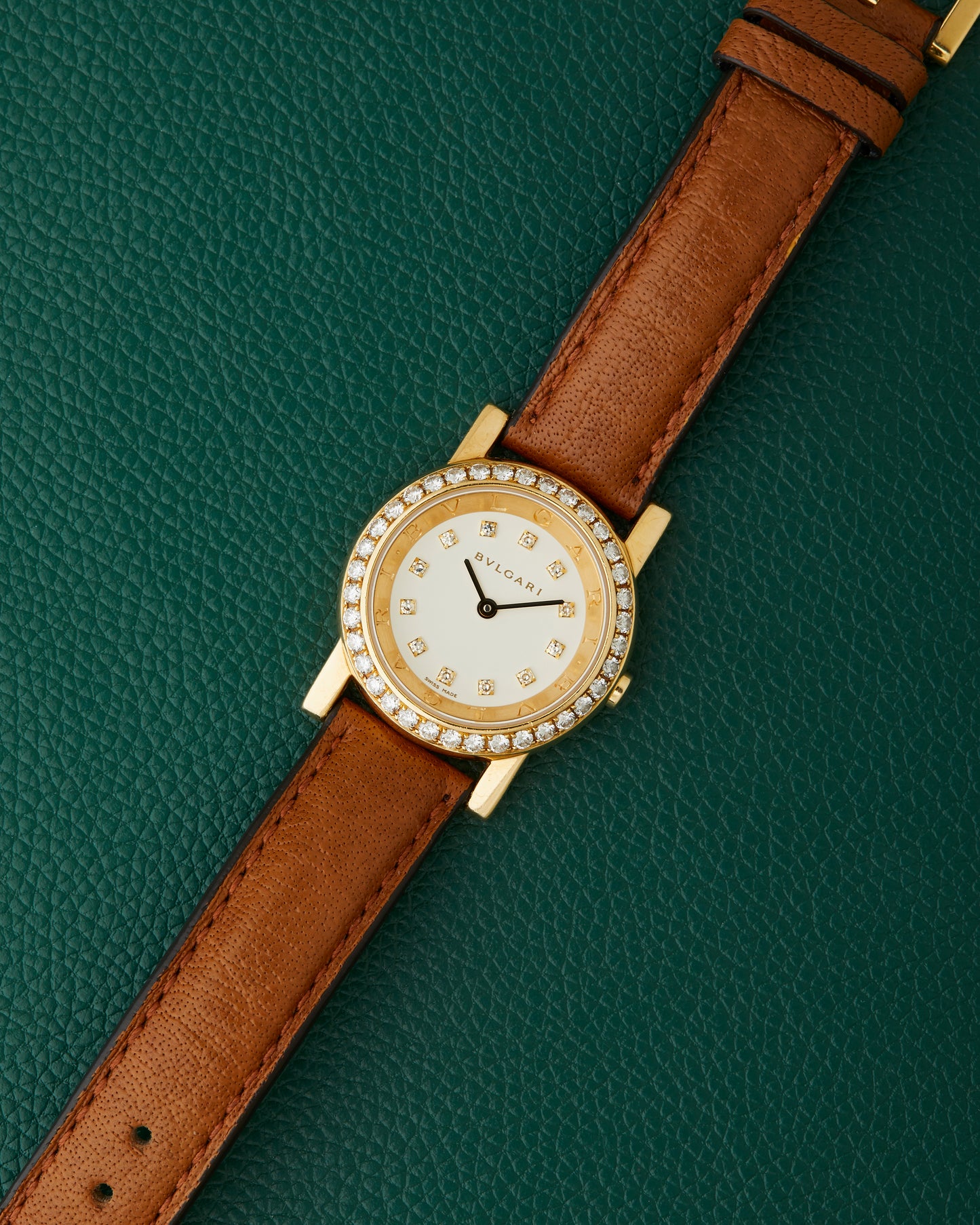 Bvlgari Bulgari Ref. AT 26 GL Diamond Bezel 18k Yellow Gold & 18k Buckle