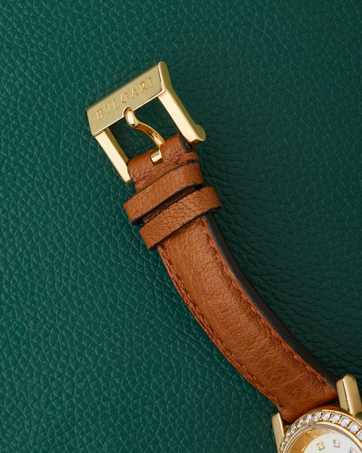 Bvlgari Bulgari Ref. AT 26 GL Diamond Bezel 18k Yellow Gold & 18k Buckle