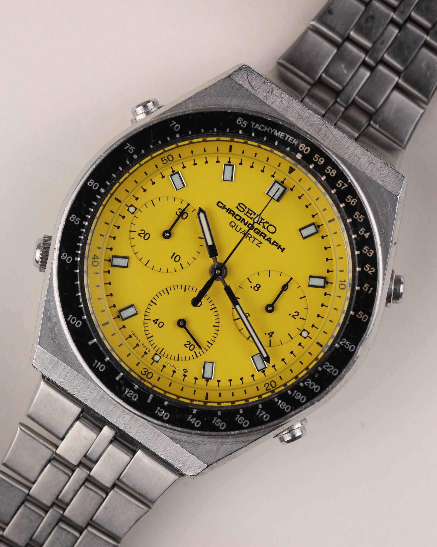 Seiko 7A28-710A Yellow Chronograph Quartz June 1983