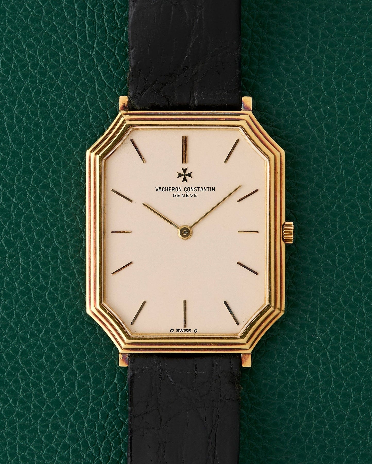 Vacheron Constantin Octagon Stepped Case Ref. 33072 Yellow Gold 18K