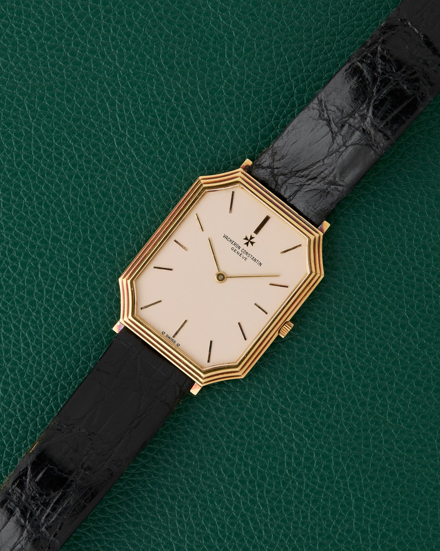 Vacheron Constantin Octagon Stepped Case Ref. 33072 Yellow Gold 18K
