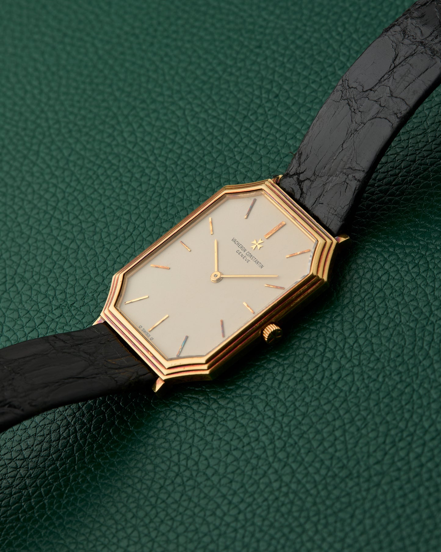 Vacheron Constantin Octagon Stepped Case Ref. 33072 Yellow Gold 18K