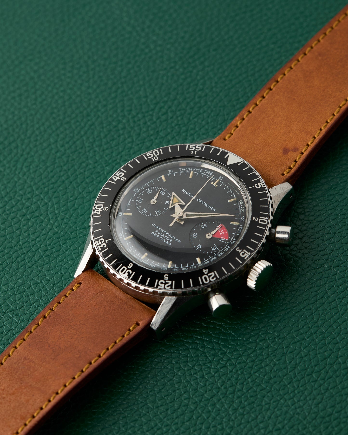 Nivada Grenchen Chronomaster Aviator Sea Diver Ref. 1837 M 8222