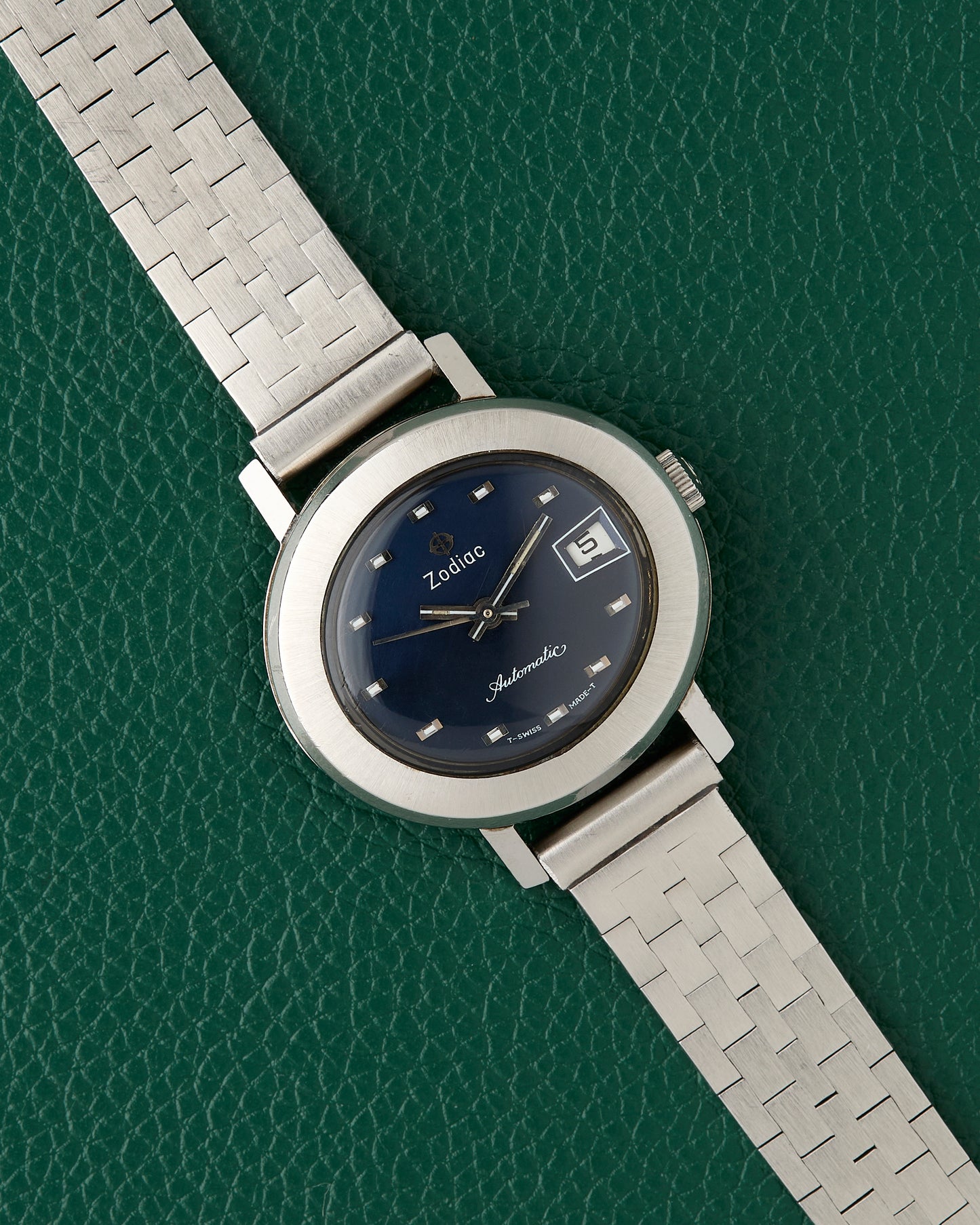 Zodiac Ref. 472-937 Blue Dial Brick Bracelet Automatic