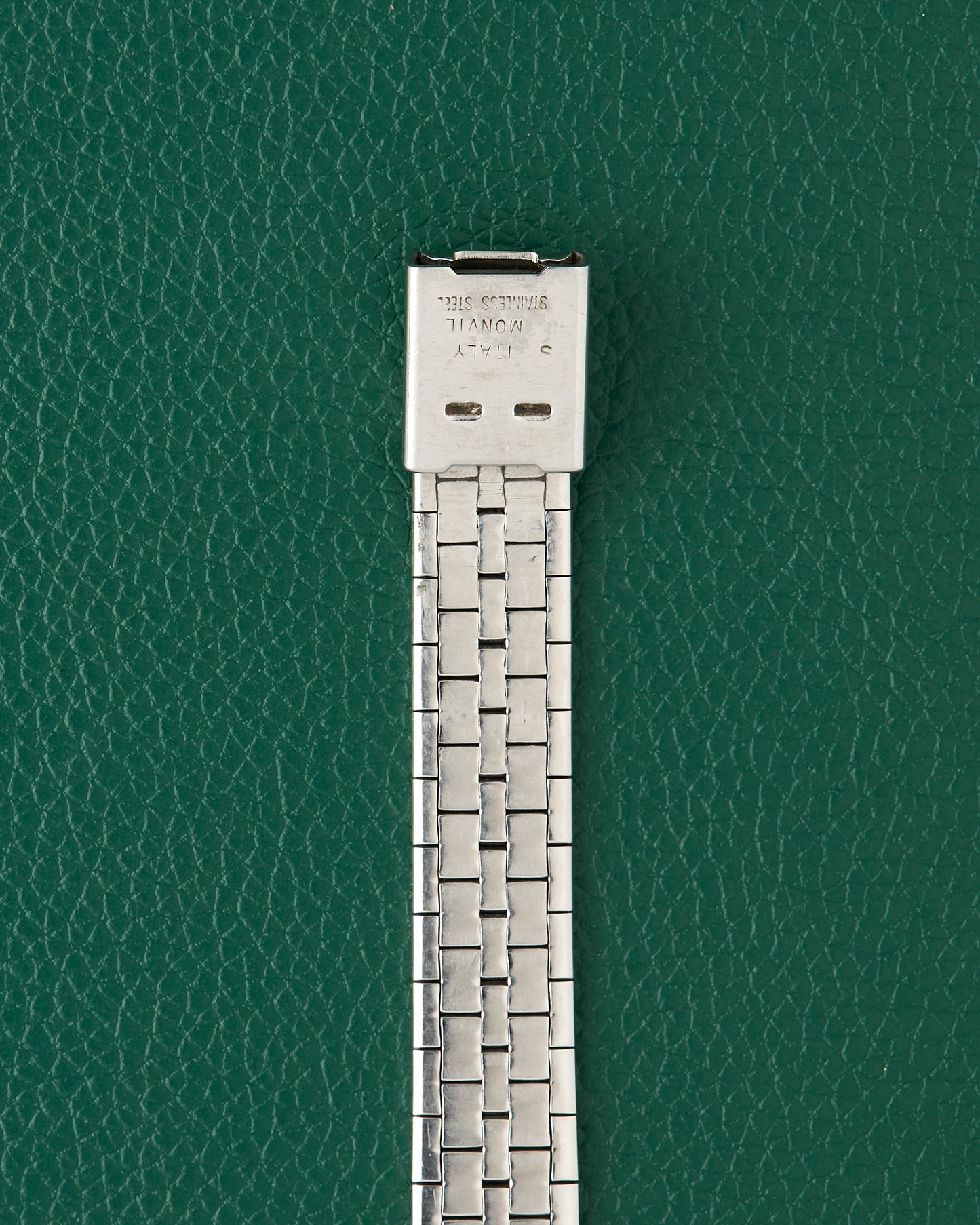 Zodiac Ref. 472-937 Blue Dial Brick Bracelet Automatic
