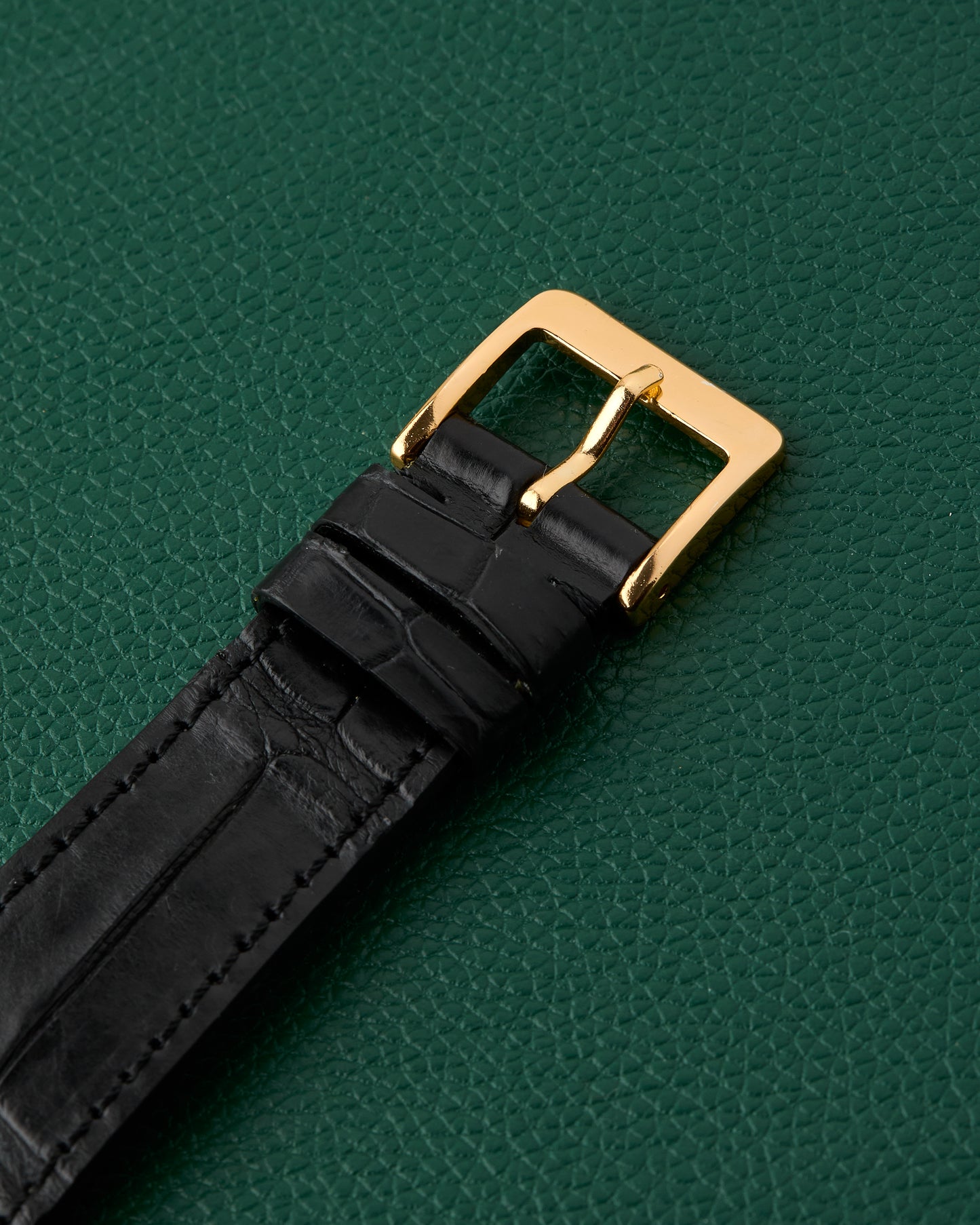 Rolex Cellini Ref. 3805 Blue Sunburst 18k Yellow Gold TV case 1976