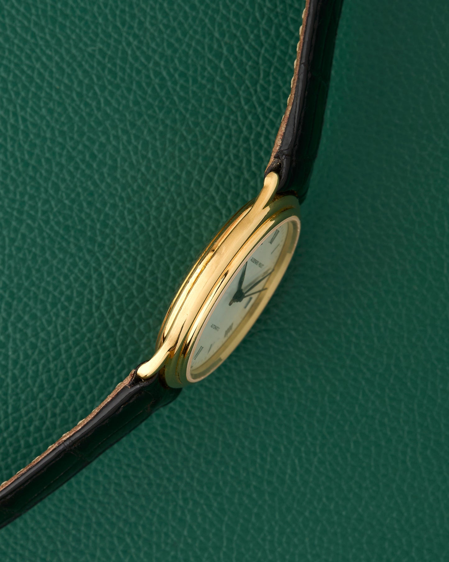 Audemars Piguet Ref. 14406 Classic 18k Yellow Gold Dress Watch